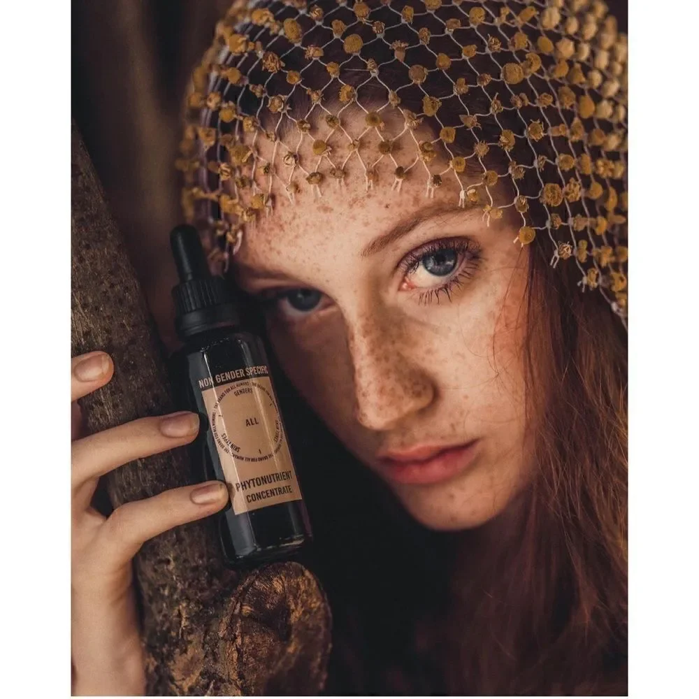 NIB NON GENDER SPECIFIC PHYTONUTRIENT CONCENTRATE LUXURIOUS FACE OIL, 1.7 OZ